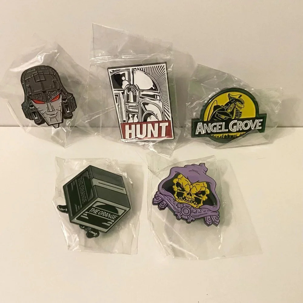 Lot of 5 Enamel Metal Pin Double Rubber Backing Megatron Star Wars Skeletor